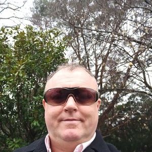 Meet your Posher, Robert